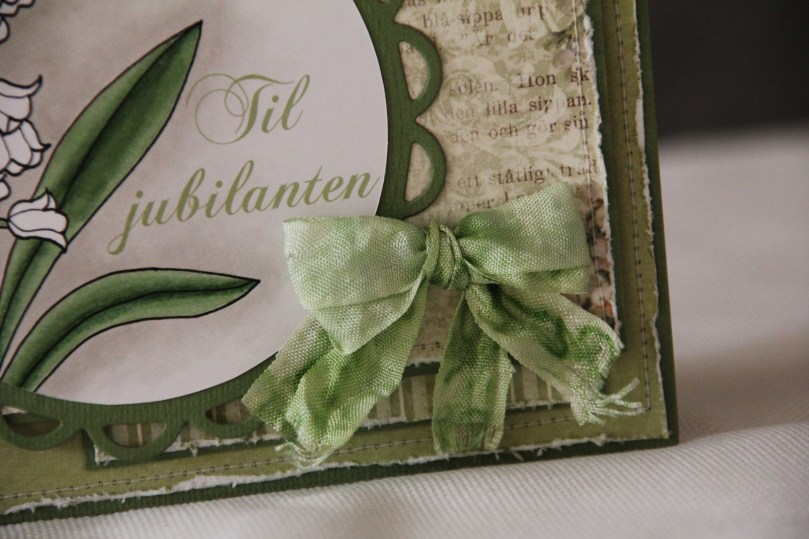 bestefar 90 forside detalj sløyfe