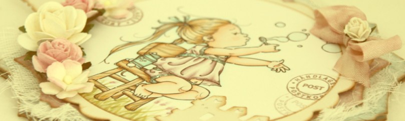 Mo Manning Bubbles Girl Front skrått Photoshop