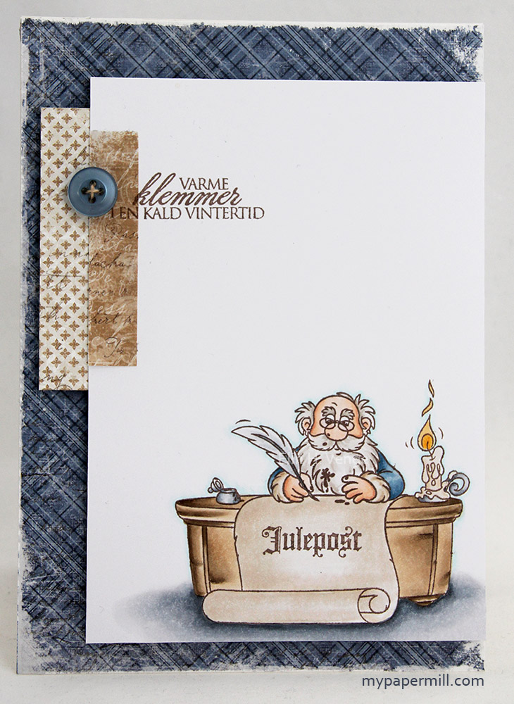 Nisse ved skrivebord front rett