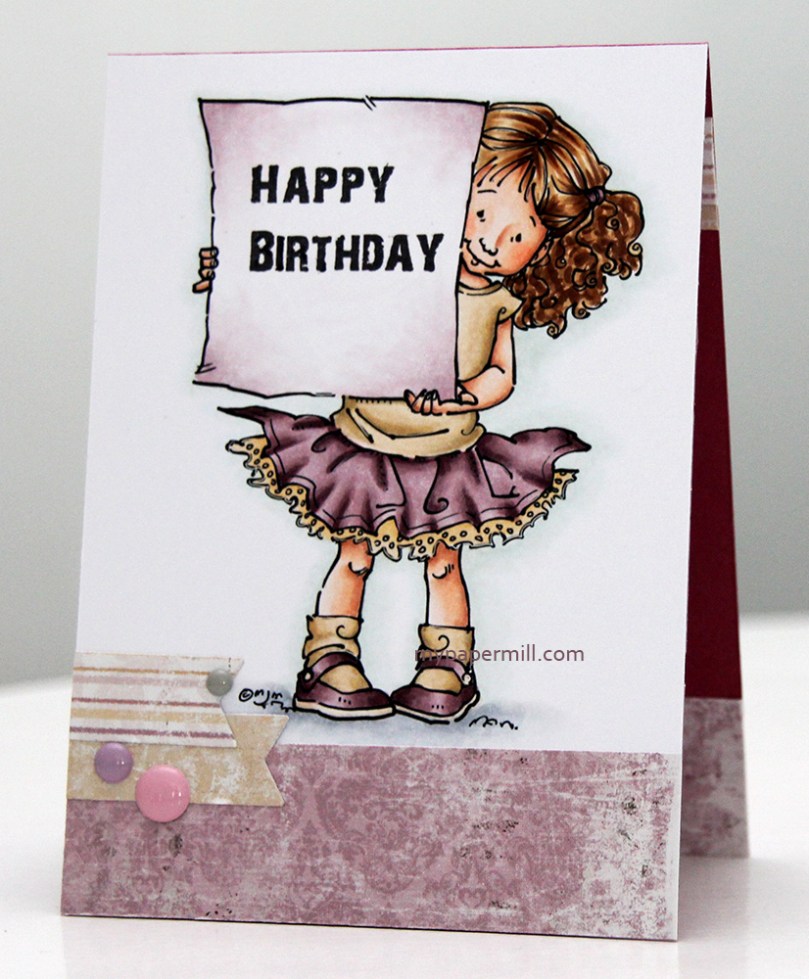 Juli 2015 - Girl with sign front skrått