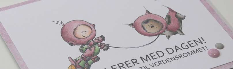 Bursdagskort Linnea Mo Manning Space Walk skrått front PS