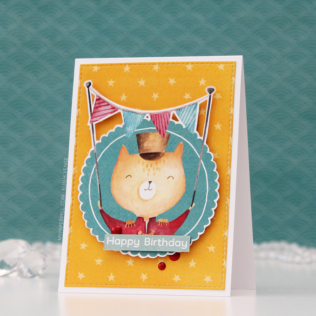 HK P13 Happy Birthday katt tiger med vimpler front skrått