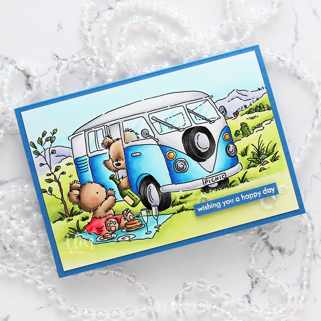 Lili of the Valley Camper Van flatlay skrått